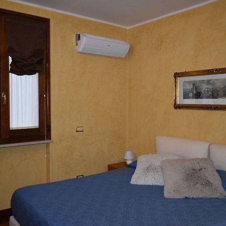 הוילה Montinelle Casa Ulivo מראה חיצוני תמונה