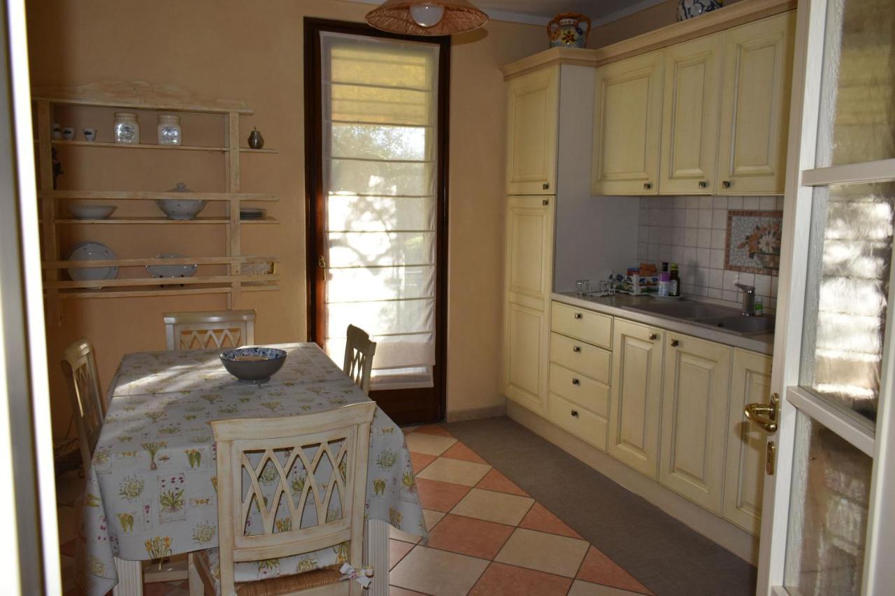 הוילה Montinelle Casa Ulivo מראה חיצוני תמונה