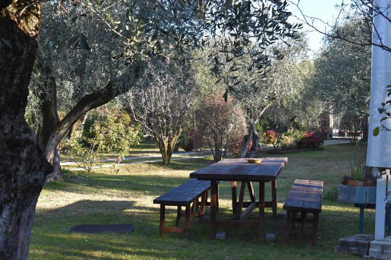 הוילה Montinelle Casa Ulivo מראה חיצוני תמונה
