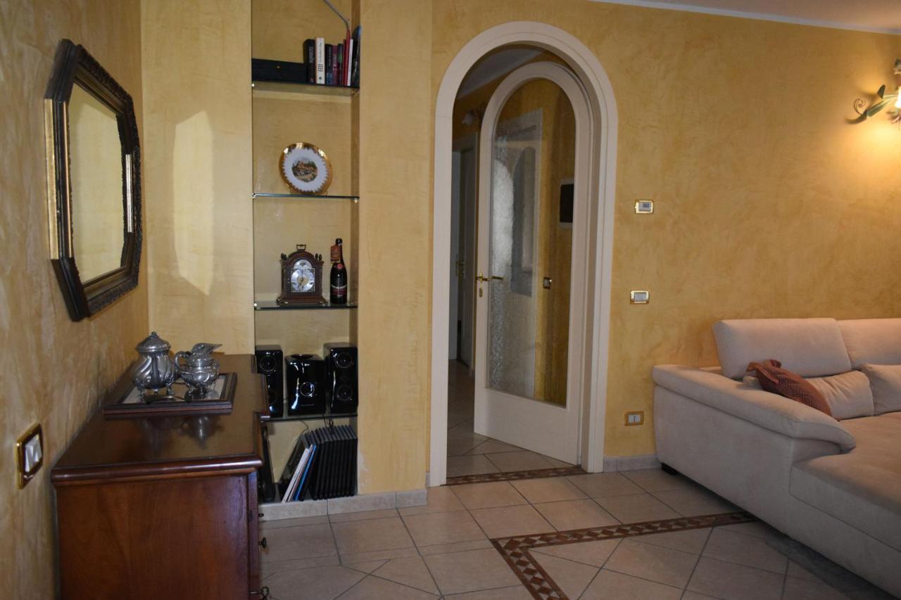 הוילה Montinelle Casa Ulivo מראה חיצוני תמונה